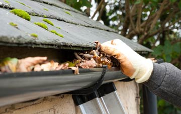 gutter cleaning Clipsham, Leicestershire